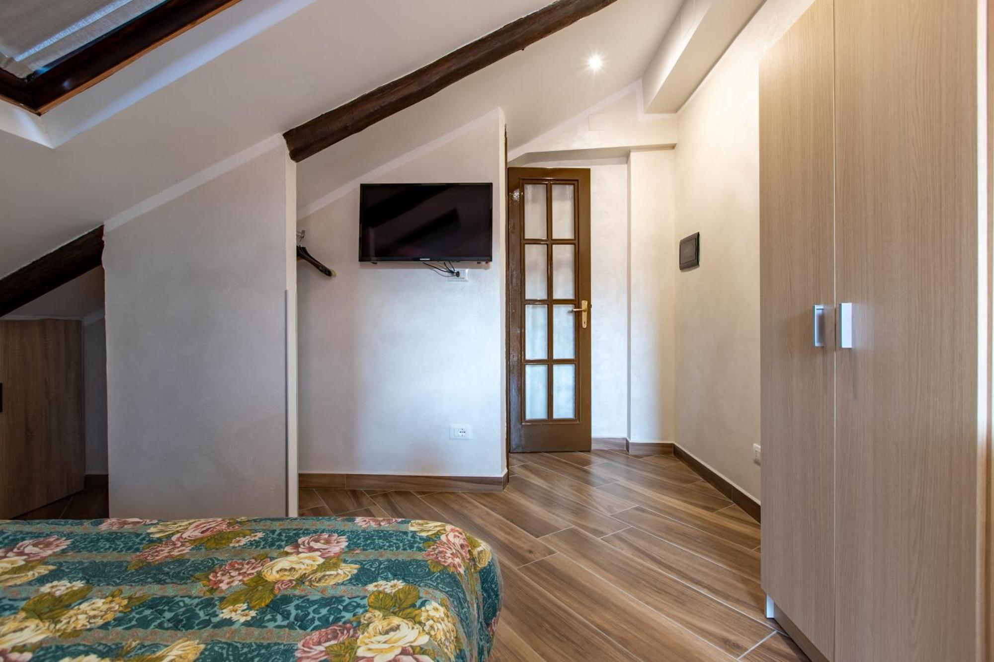 Attico Grand Terrace Alba (Piedmont) Exterior foto